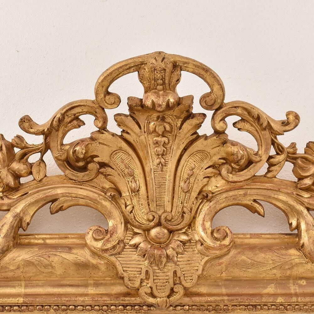 Antique Gold Mirror With Floral Frame,  Louis Philip, 19th Century photo vinterior