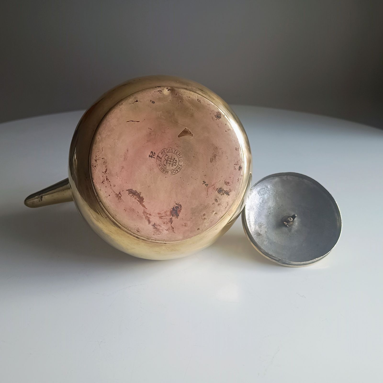 photo furniture Arts & Crafts Hand Hammered Tea Pot Kettle, Riveted Heart Shaped Accents, Henry Loveridge Signed