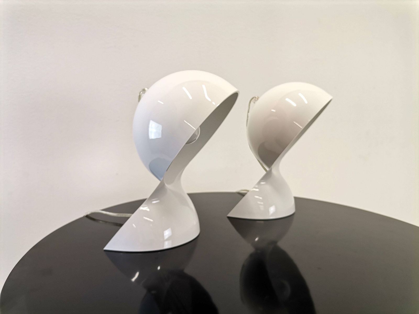 1 Of 2 Dalu Table Lamps By Vico Magistretti For Artemide / Mid Century Modern Light / 70s Italian Design