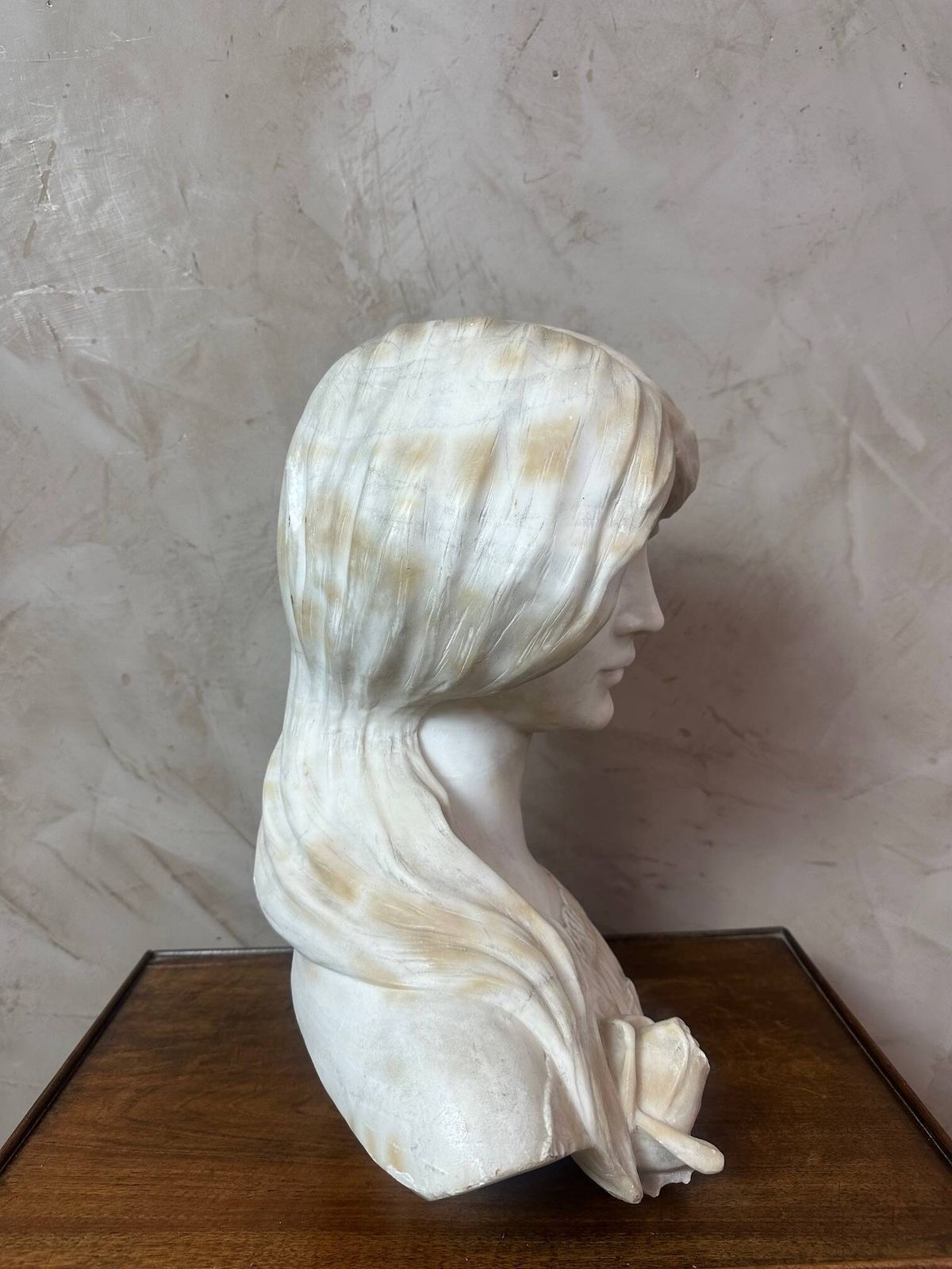 photo vinterior Page 1 Of 17 Marble Bust Of A Woman