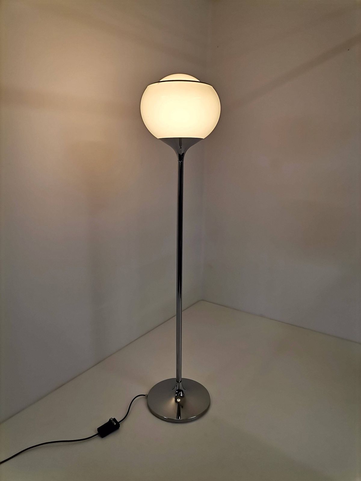 Midcentury Bud Floor Lamp By Meblo Guzzini / White Sphere And Chrome Floor Lamp / 70s Italian Design Made In Yugoslavia photo for sale