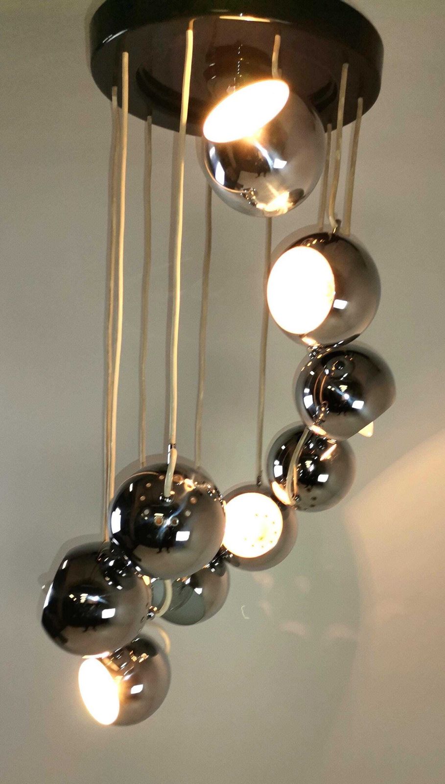 photo furniture Guzzini Chrome Ball Cascading Chandelier Lamp/ 1970s / Harvey Guzzini / Atomic Design / Space Age / 1970s / Mcm Meblo Guzzini Pendant Lamp