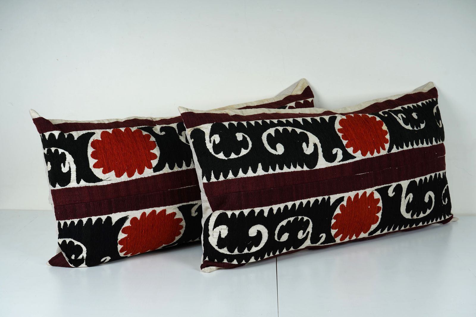 Handmade Suzani Lumbar Pillow Cover Set – Embroidered Uzbek Cotton photo furniture