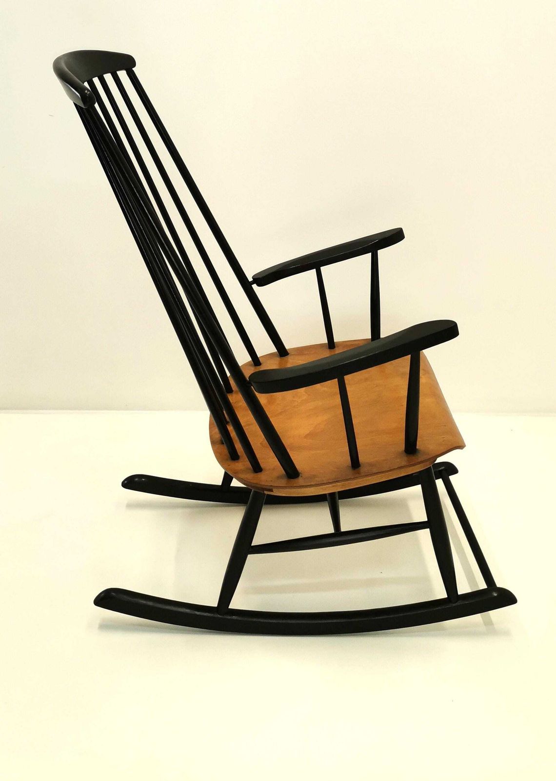 Ilmari Tapiovara Mid Century Modern Rocking Chair / Made In 60s Yugoslavia / Grandessa Rocking Chair/ photo for sale