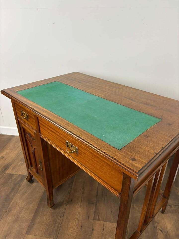 Art Nouveau Mahogany Kneehole Desk photo for sale
