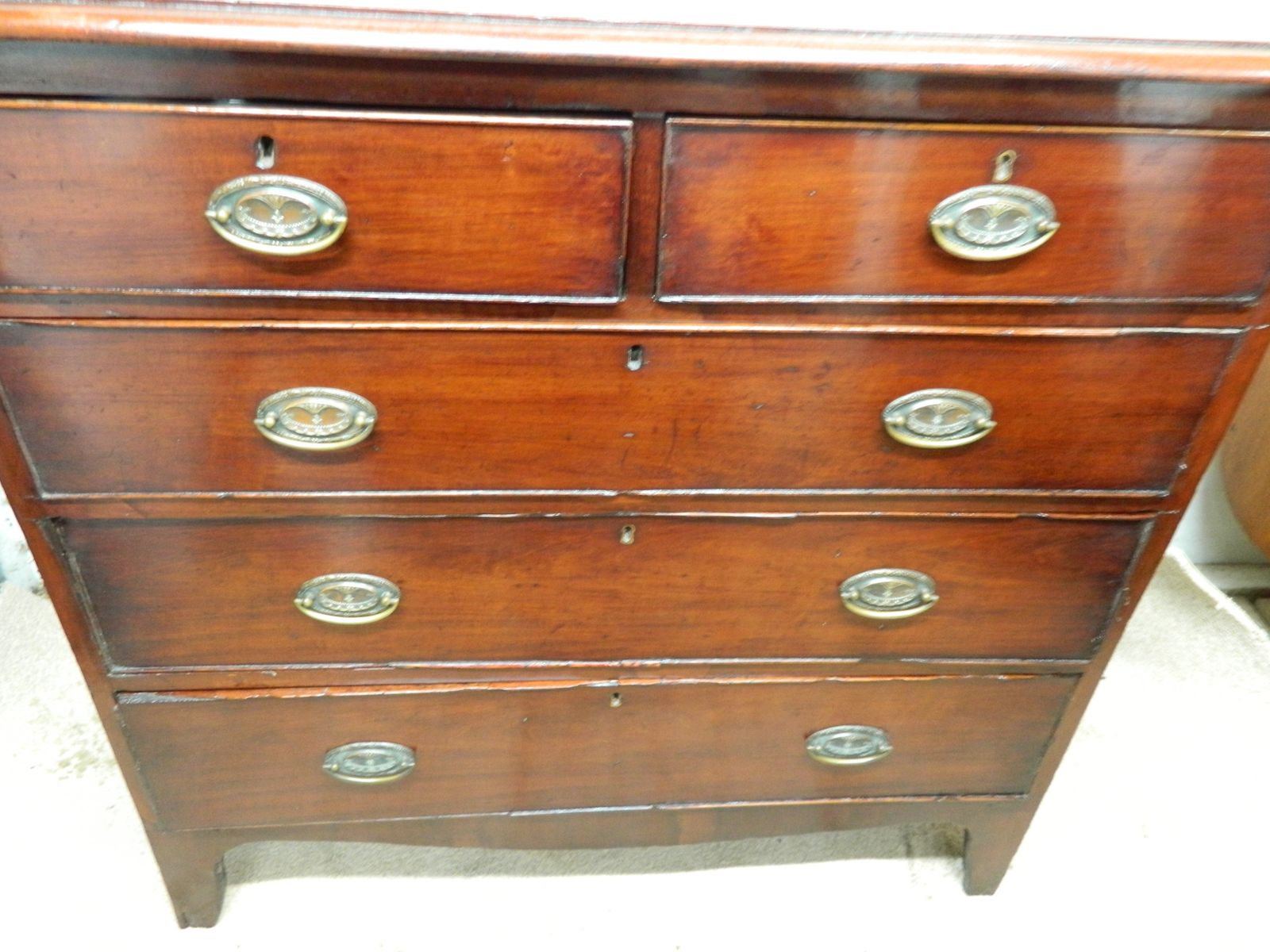 Victorian Mahogany Chest Of Drawers photo 410.0
