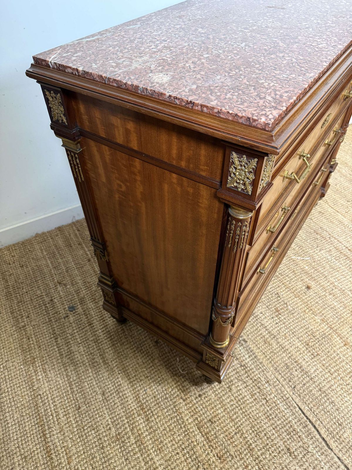photo vintage 19th Century Mahogany Commode / Chest Of Drawers “ Mon Krieger “