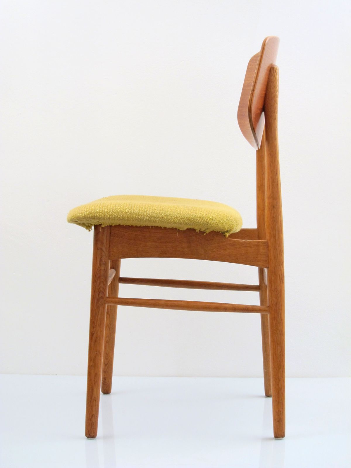 Deense Stoel Met Bekleding Van Torben Strandgaard, Jaren 1950 – Sculpturaal Mid Century Modern Ontwerp photo for sale