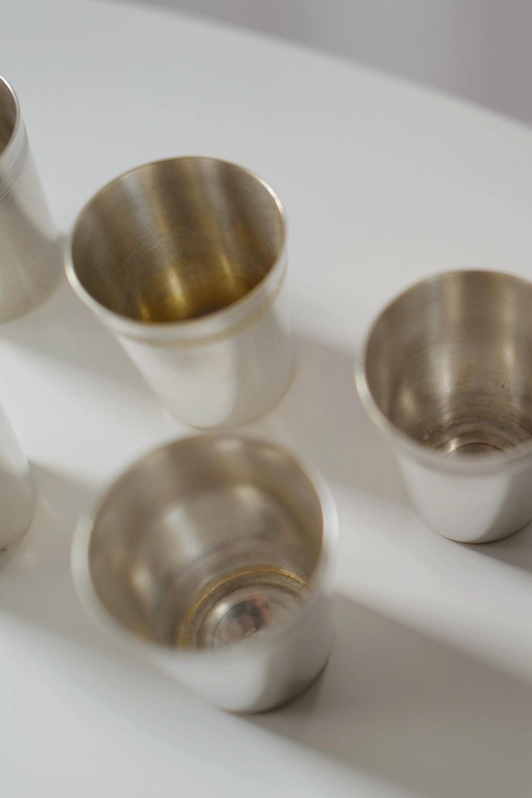 Set Of 5 Silver Plated Shot Glasses. Christmas Gift @ Medowski Paris photo vinterior