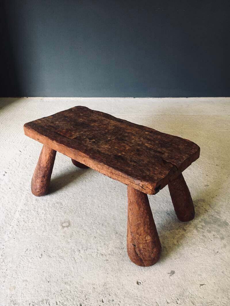Brutalistisch Handgesneden Eiken Salontafel, België, Ca. Jaren 1960 photo for sale