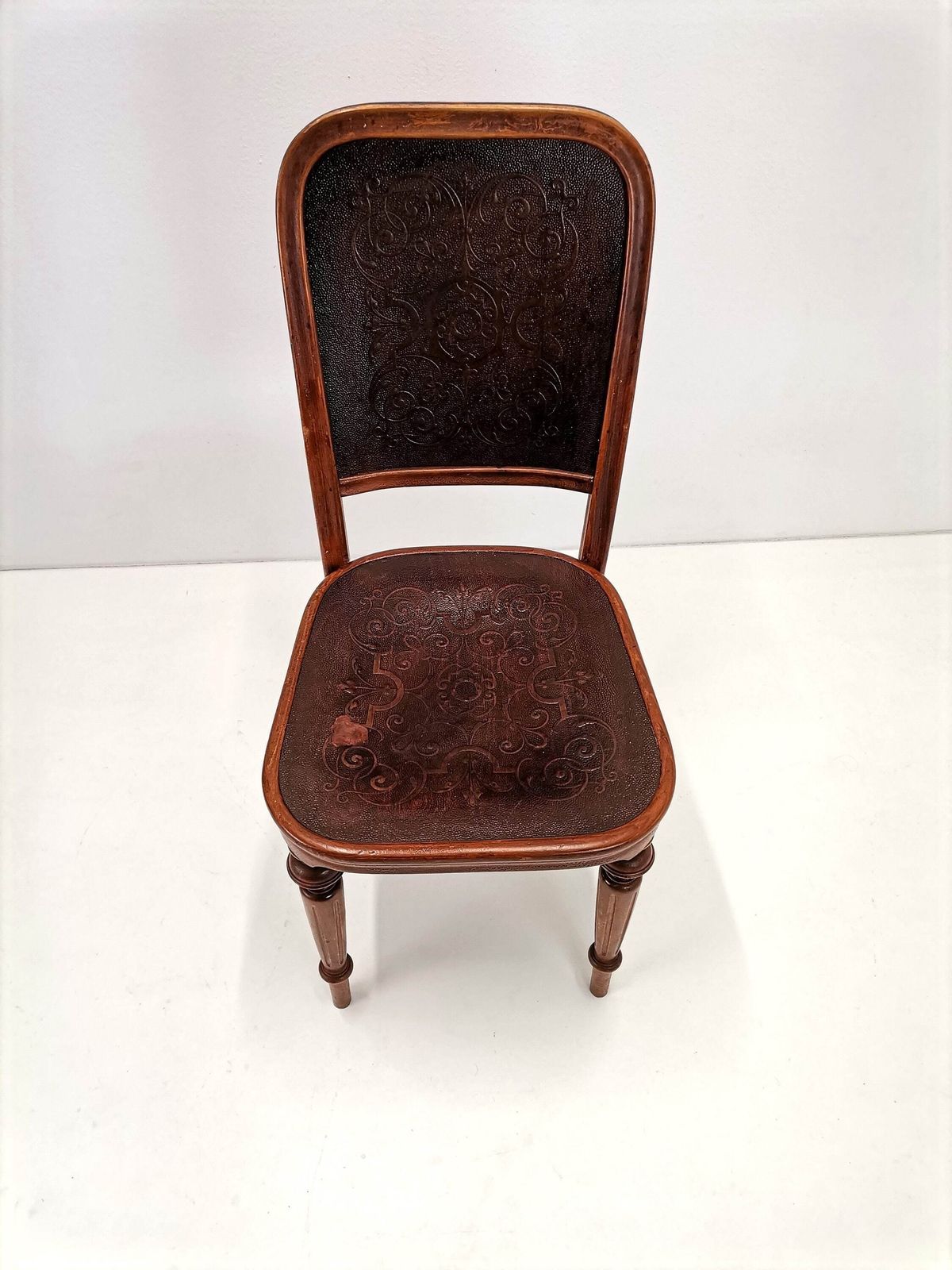 Set Of 6 (5+1 Gratis) Vintage Thonet/ Thonet Chairs Antique/ Thonet Dining Chairs/ Thonet Embossed Chairs photo vintage
