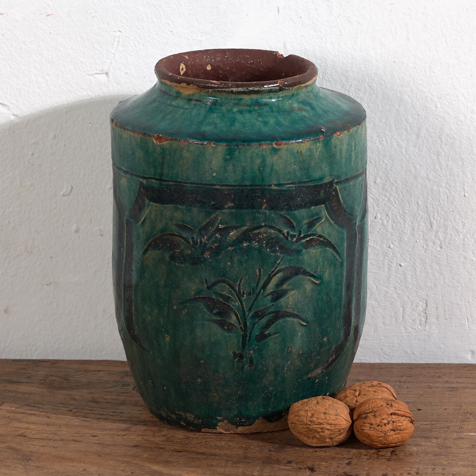 Antique Chinese Vase With Vegetal Details (C.1820) #11