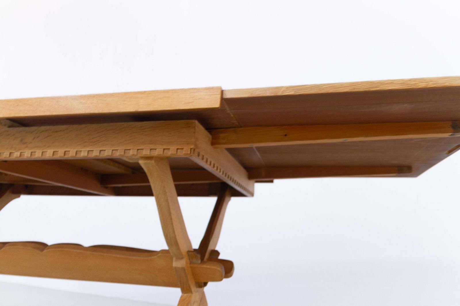 photo vinterior Danish Brutalist Oak Extendable Dining Table Attr. To Henning Kjærnulf 1960s
