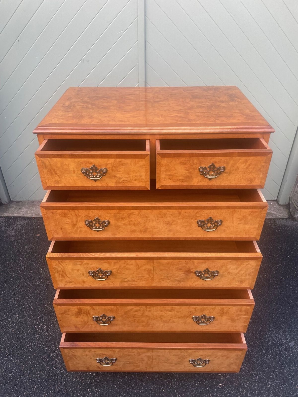 photo furniture Quality Burr Walnut Chest Of Drawers