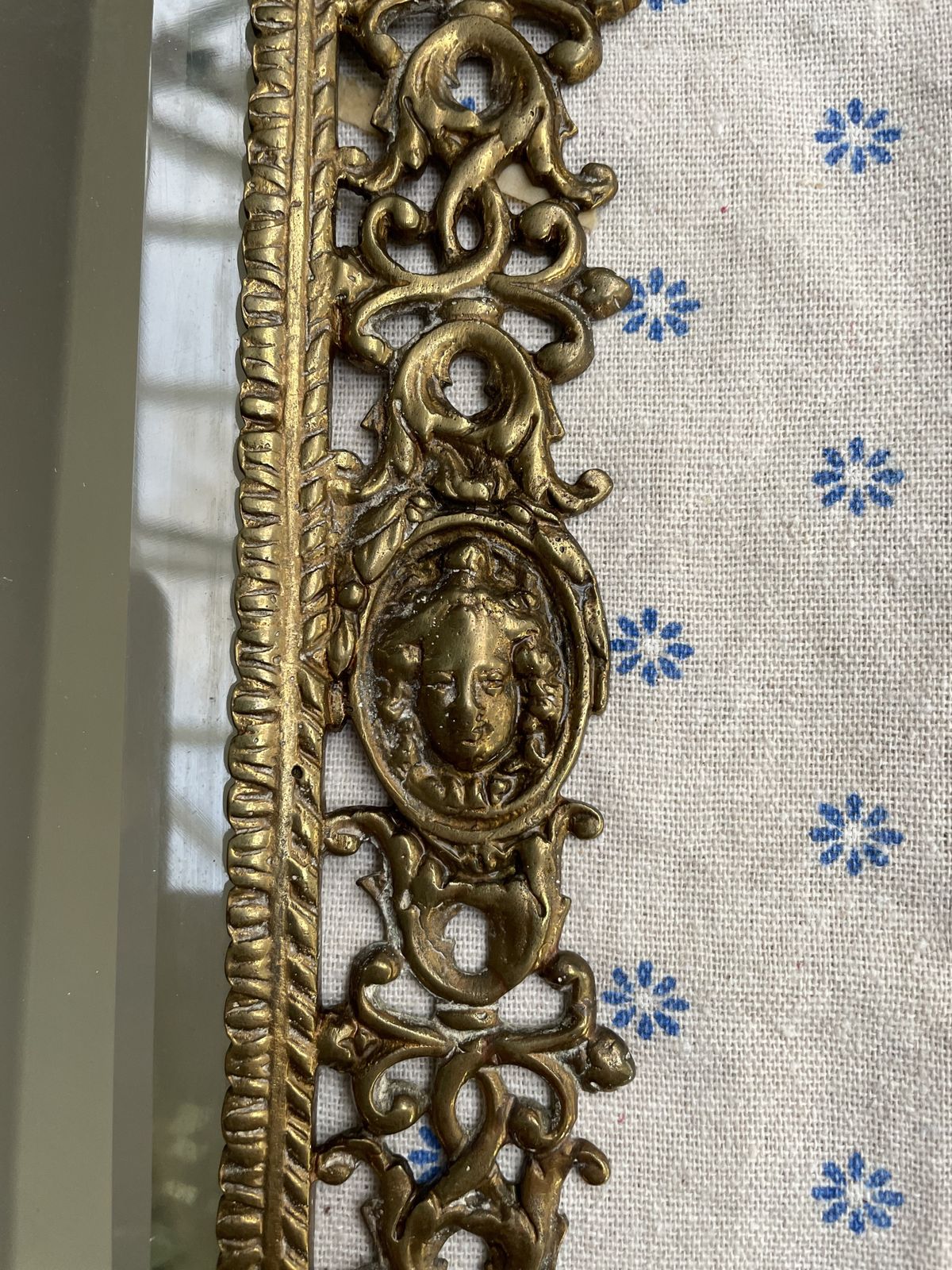 Antique Brass Girandole Wall Mirror photo vinterior