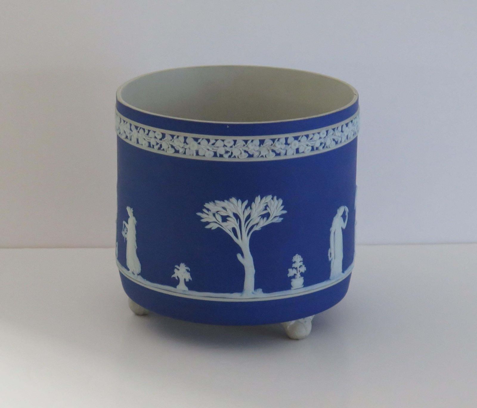 Wedgwood Jasperware Jardiniere Classical Figures Fully Marked, Ca 1930s photo furniture