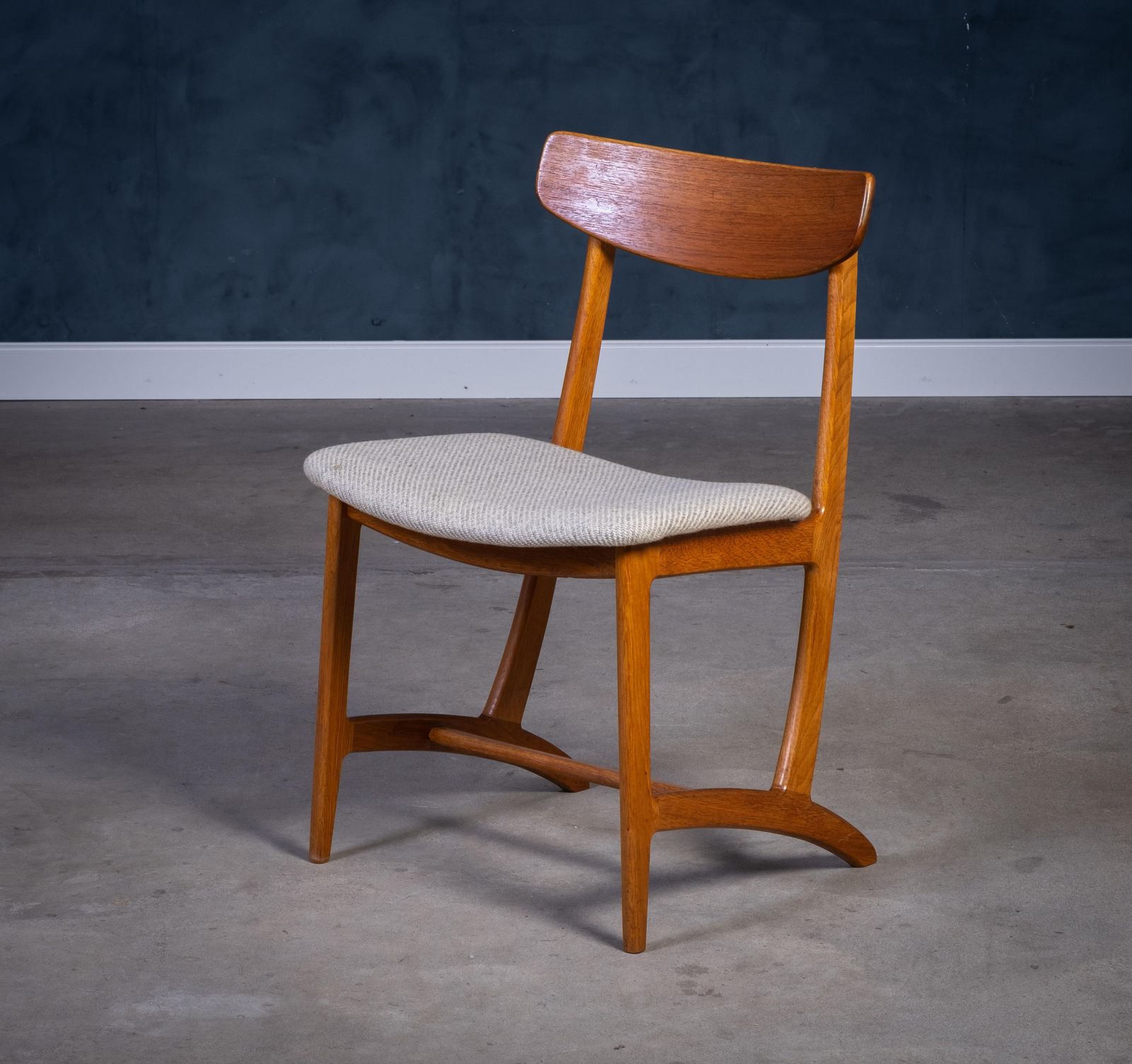 Set Of Six Danish Dining Chairs In Oak And Teak, 1960s photo buy