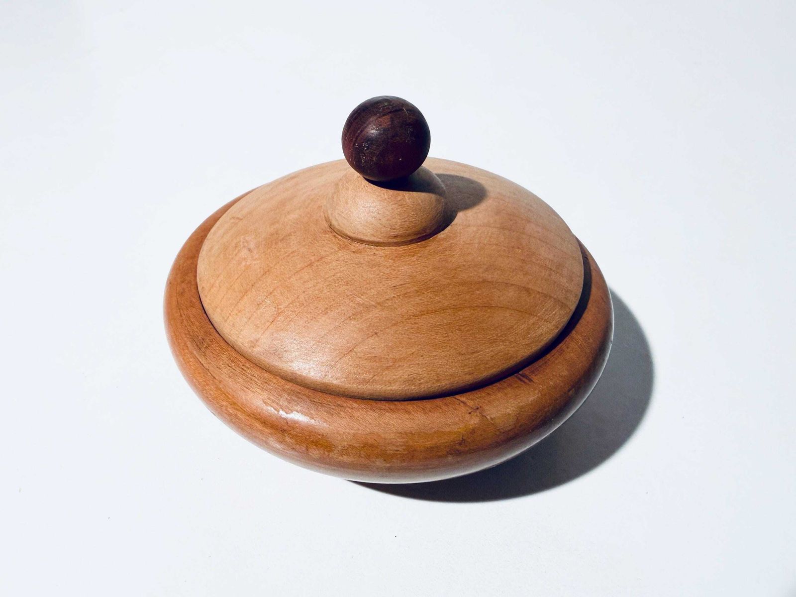 Art Deco Wooden Jewelery Box Round Bowl With Lid / 1920s Design Decor photo furniture
