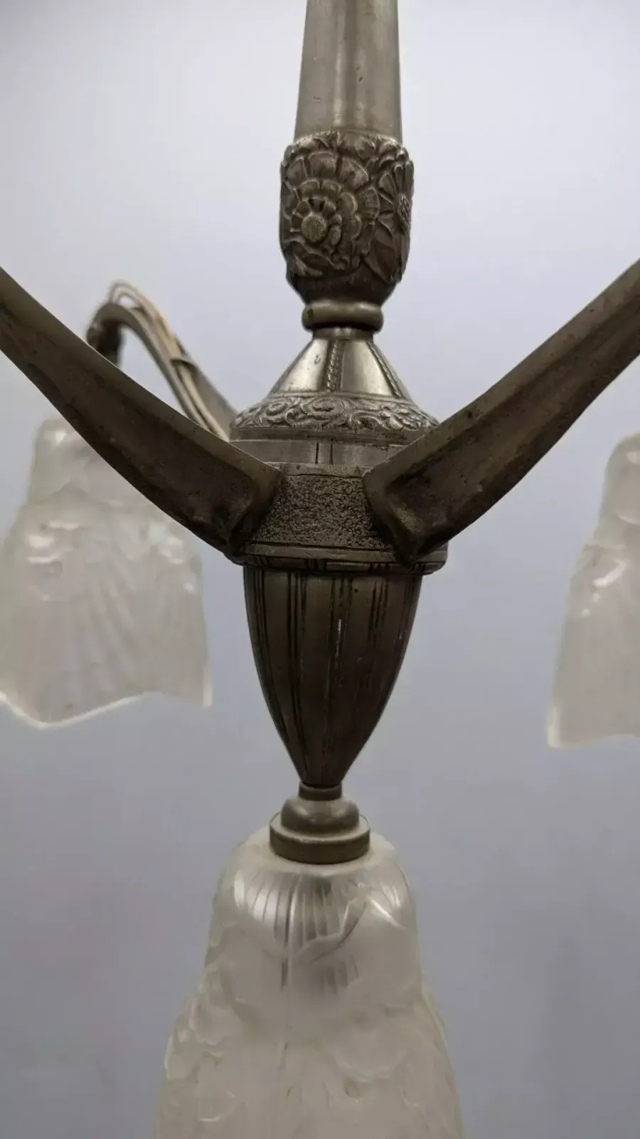 photo furniture 1930s Art Deco Silvered Bronze Chandelier With Molded Glass Tulip Shades