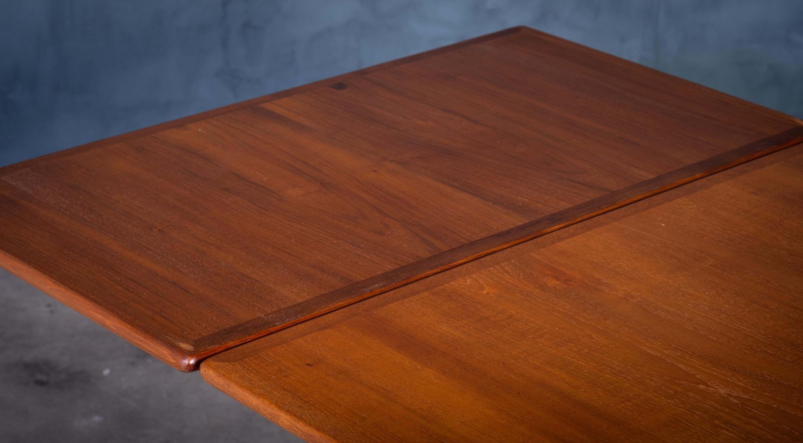 photo furniture Teak Dining Table At 312 By Hans J. Wegner For Andres Tuck 1950s