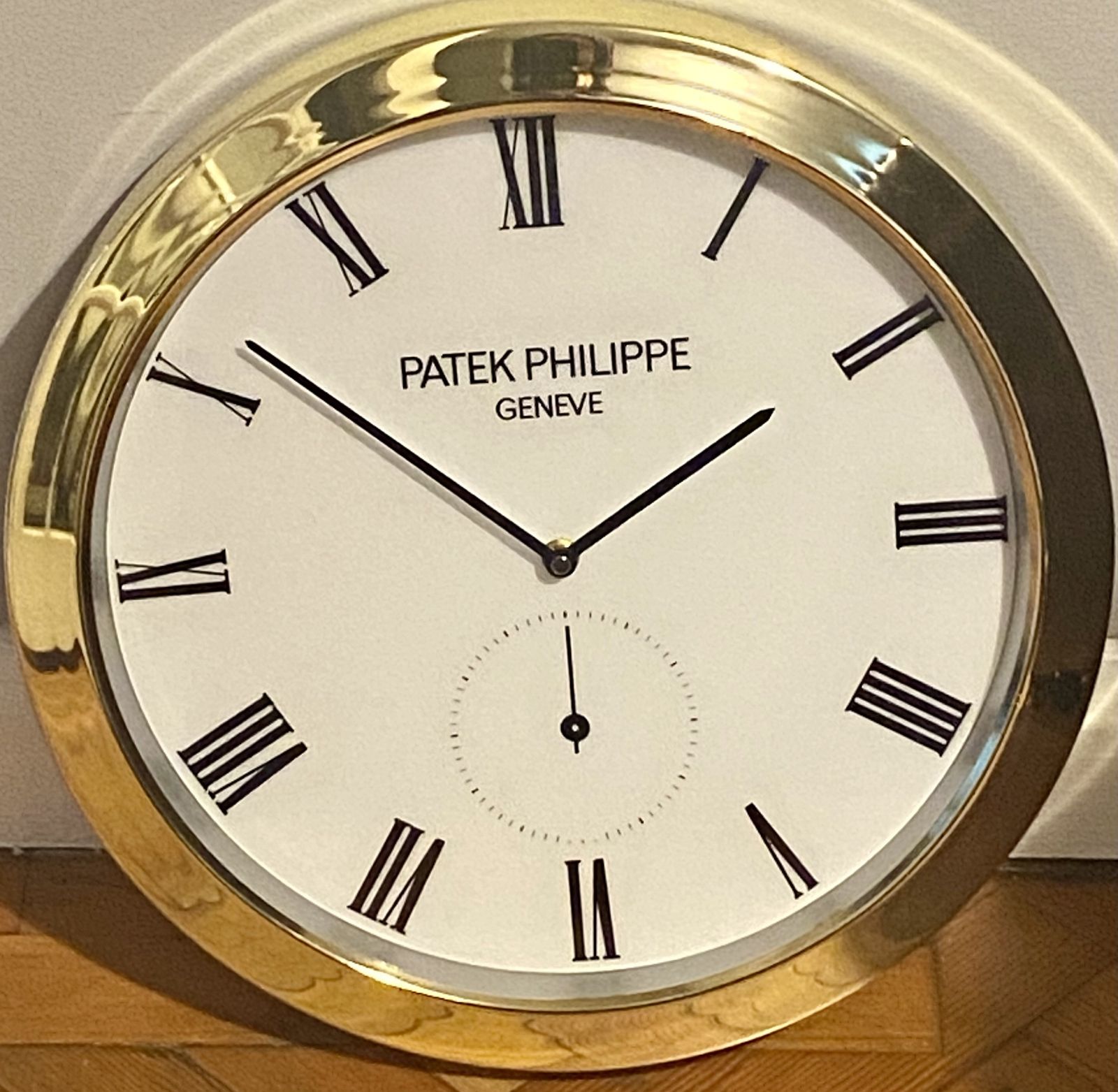 Patek Philippe Geneve Swiss Perpetual Calendar Chronograph Nautilus Dealer Promo Luxury Watch Shop Wall Clock Chronograph Timepiece photo Home Decor