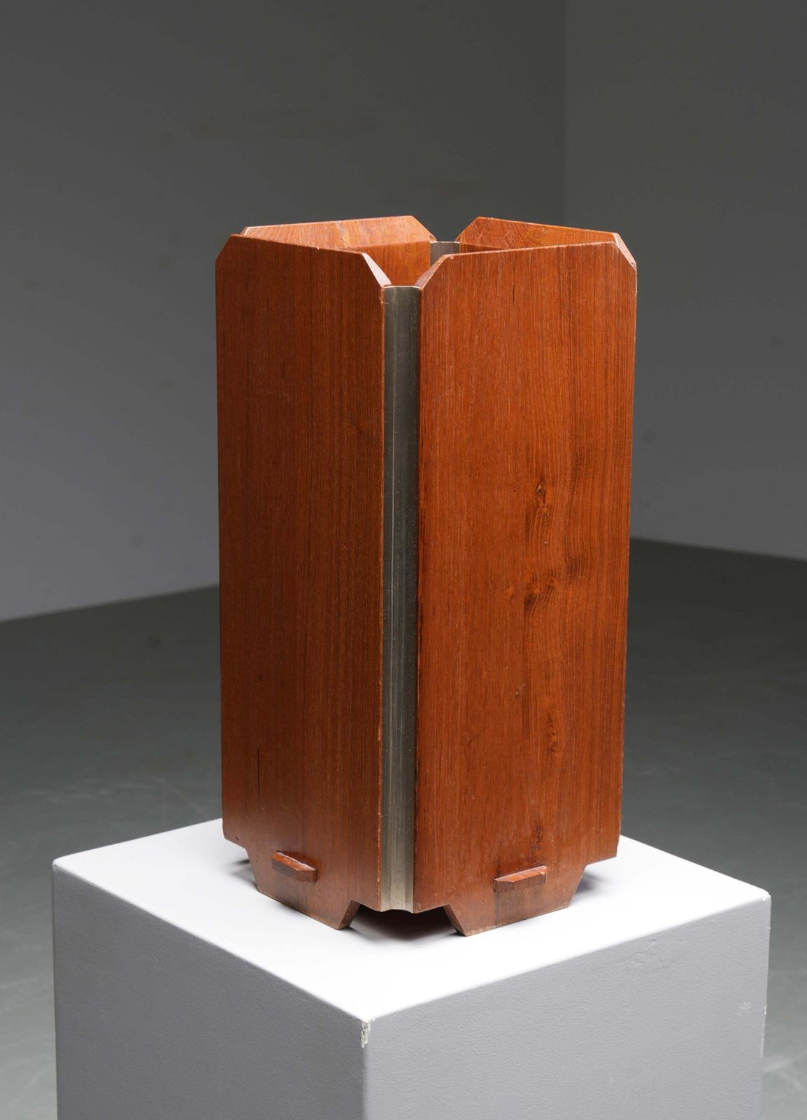 Ico Parisi Umbrella Stand For Stildomus In Walnut And Metal, Italy, 1950's photo furniture