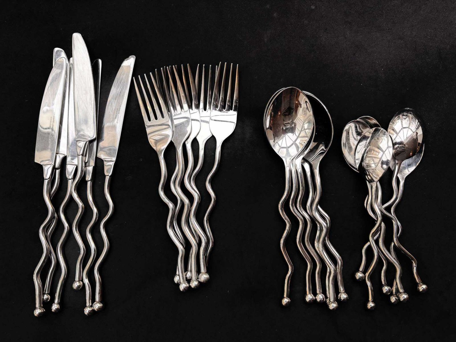 photo furniture Set 24 Flatware Twist Cutlery Twisted Forged Brutalist Decor Medieval Viking Postmodern Flatware Handmade 6 Couple Gift Wedding