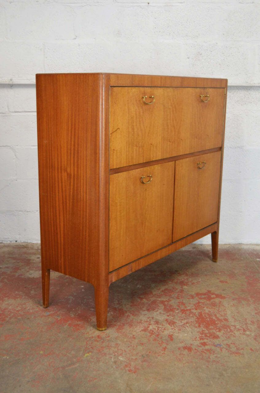 Greaves & Thomas Furniture   Mid Century Writing Desk / Drinks Cocktail Bar (Set Of Sex Education)