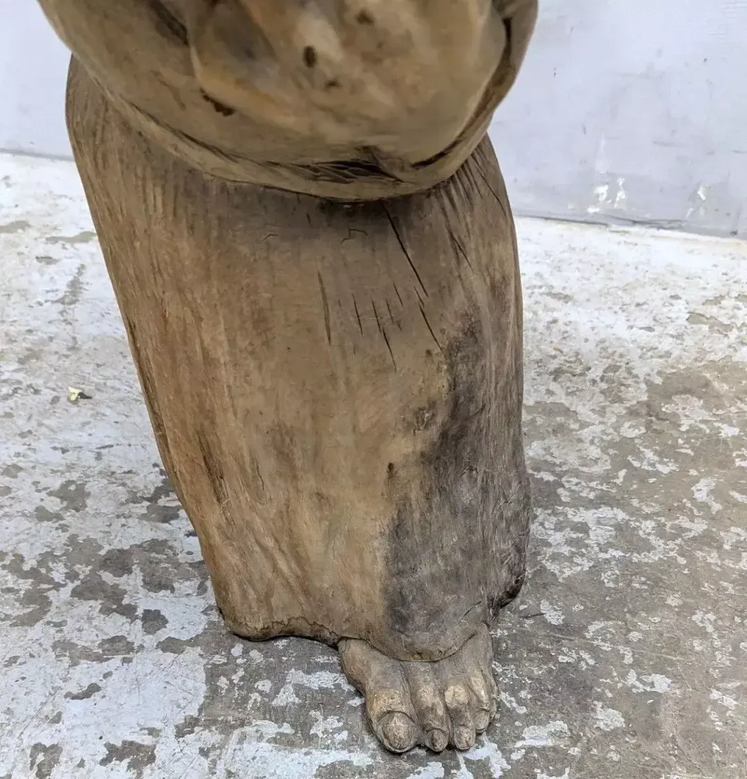 Large Scandinavian Art Sculpture Of An Old Woman Supporting A Shell (Dated 1937) photo vinterior