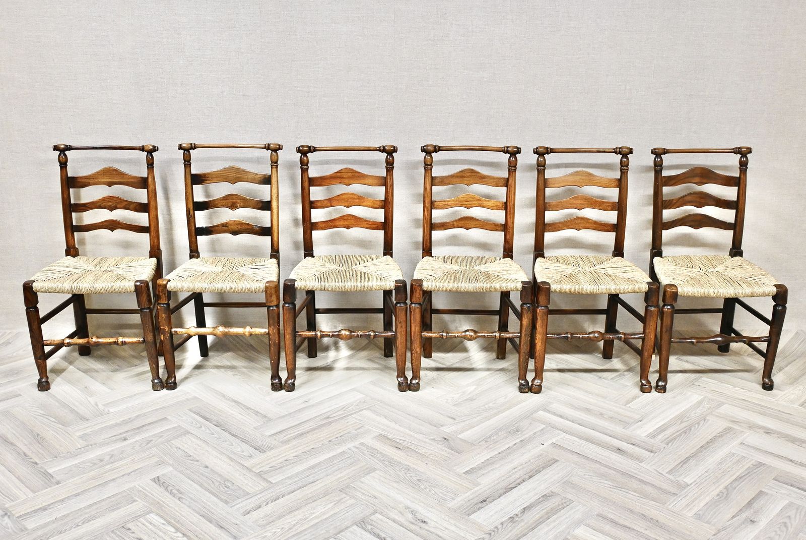 Set Of 6 Antique Ladderback Dining Kitchen Chairs With Rush Seats photo vinterior