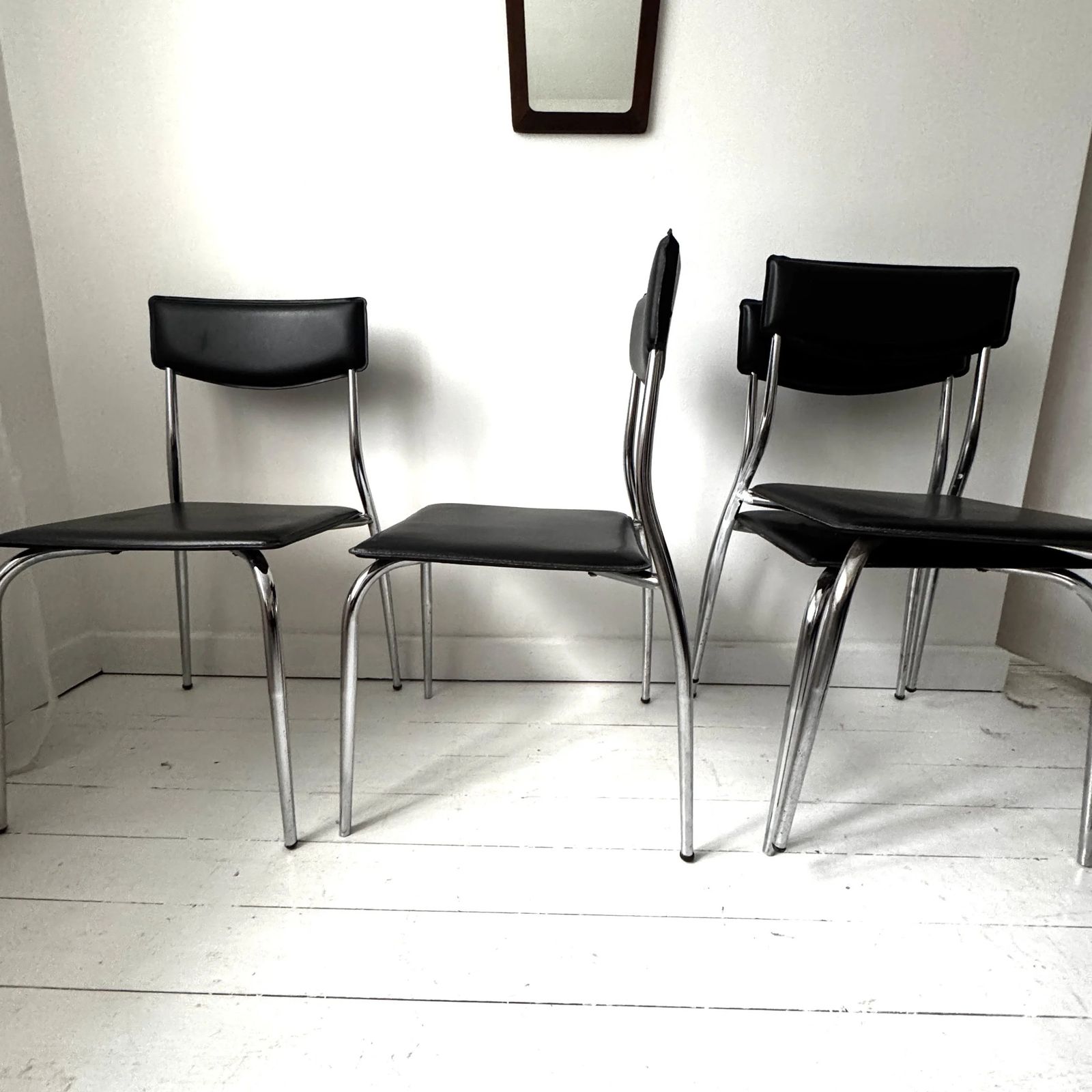 90s Tubular Chrome And Black Faux Leather Bauhaus Chairs 4 photo for sale