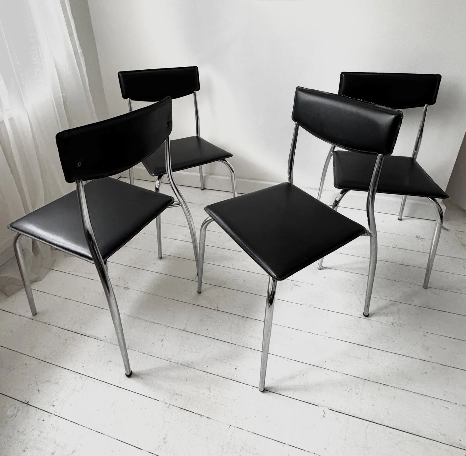 90s Tubular Chrome And Black Faux Leather Bauhaus Chairs 4 photo Furniture