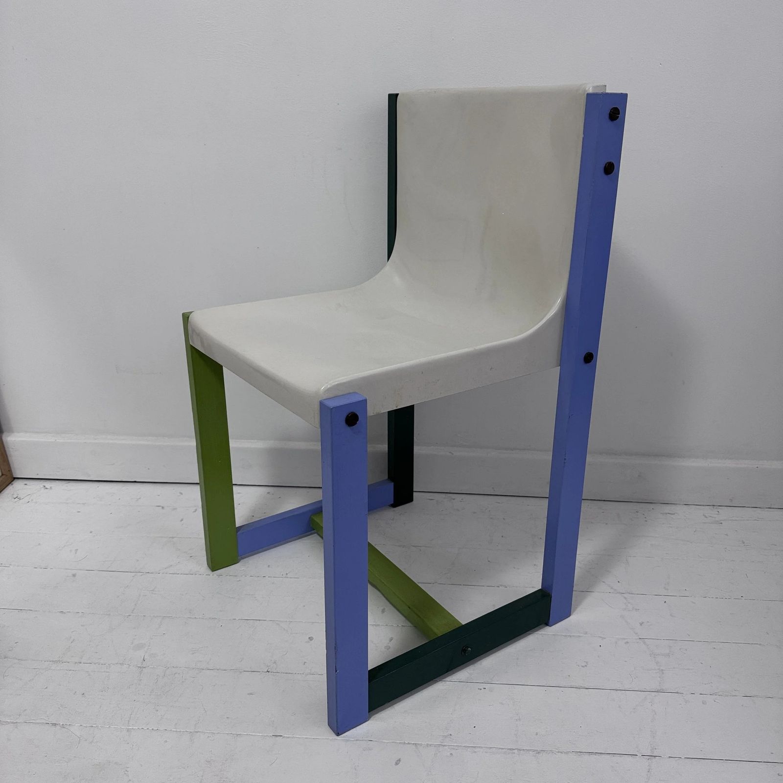 René Georges Gautier's Monohull Chair