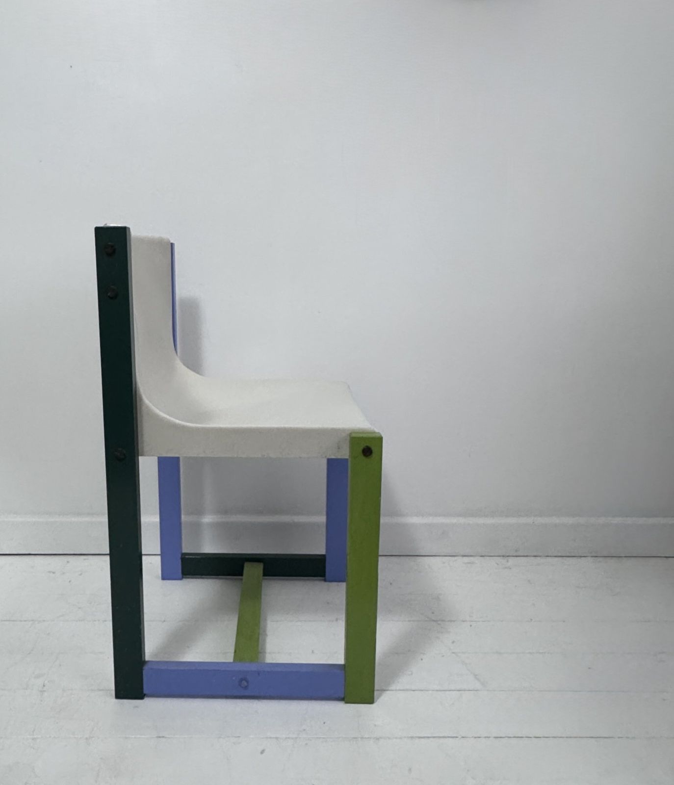 René Georges Gautier's Monohull Chair photo Furniture