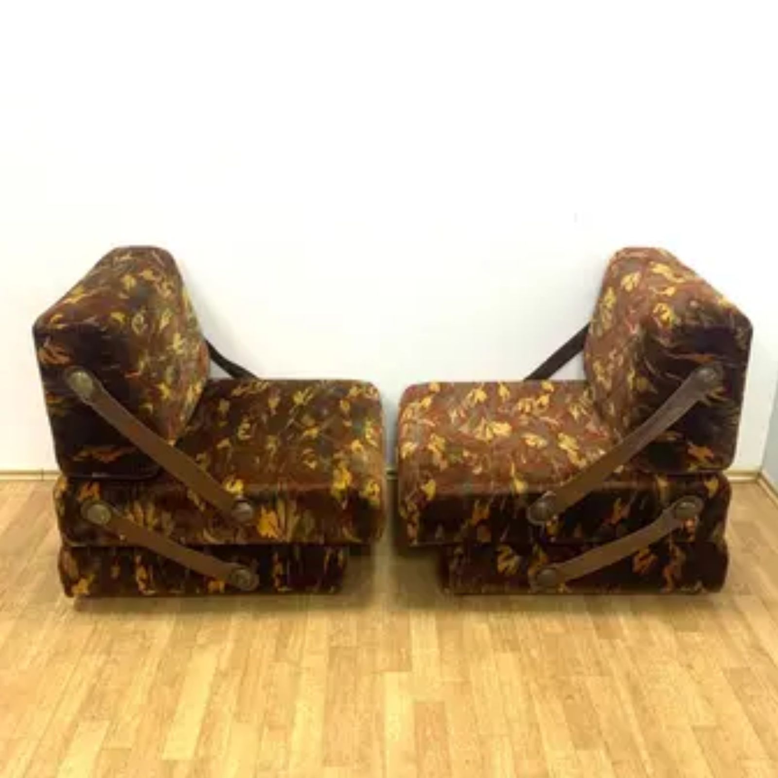Retro Armchairs, Czechoslovakia, 1970s (Set Of 2) photo furniture