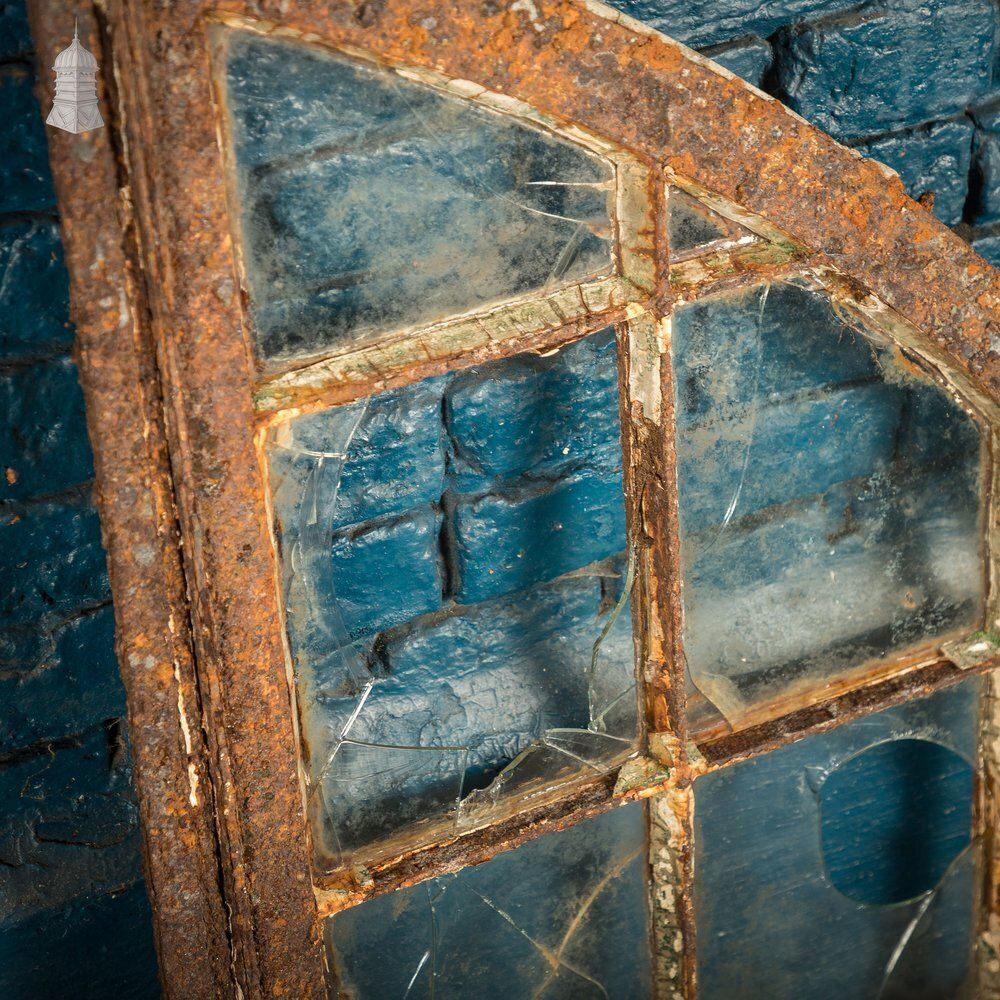 photo vinterior Arched Window Frames, Set Of 5, Cast Iron