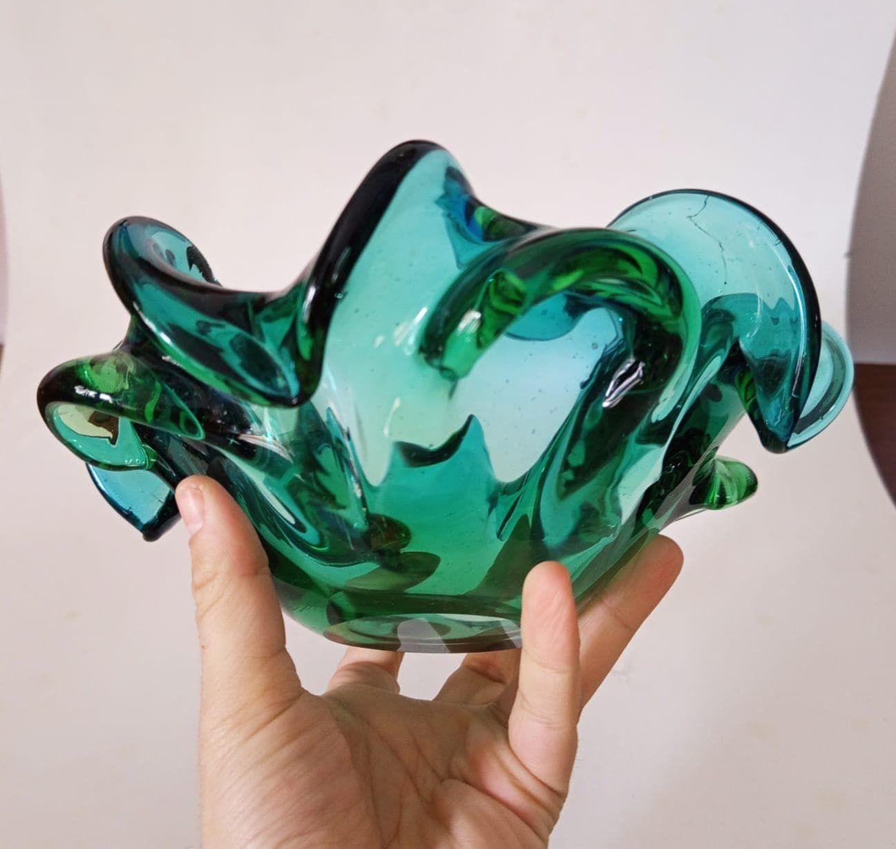 Vintage Space Age Green Murano Glass Flower Centerpiece Cup Designed By Barovier Seguso Era photo vinterior