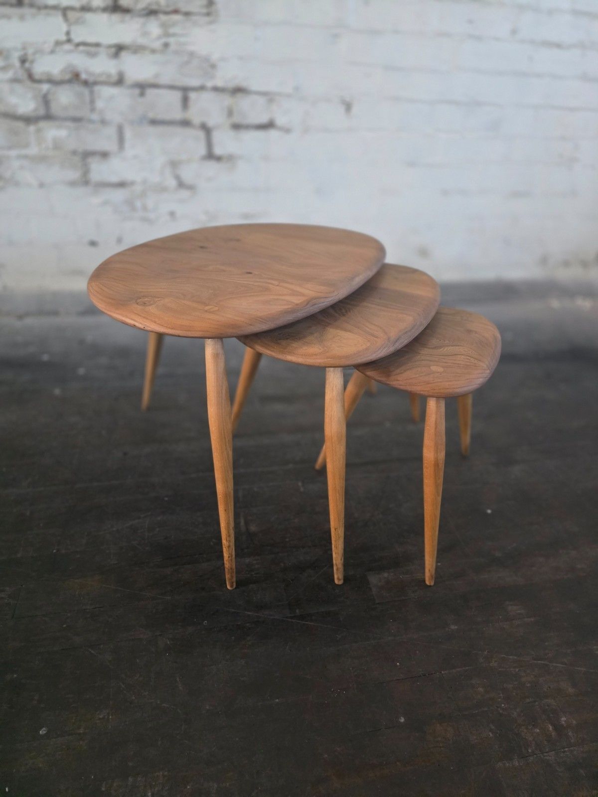 Ercol Mid Century Blonde Pebble Nest Of 3 Tables