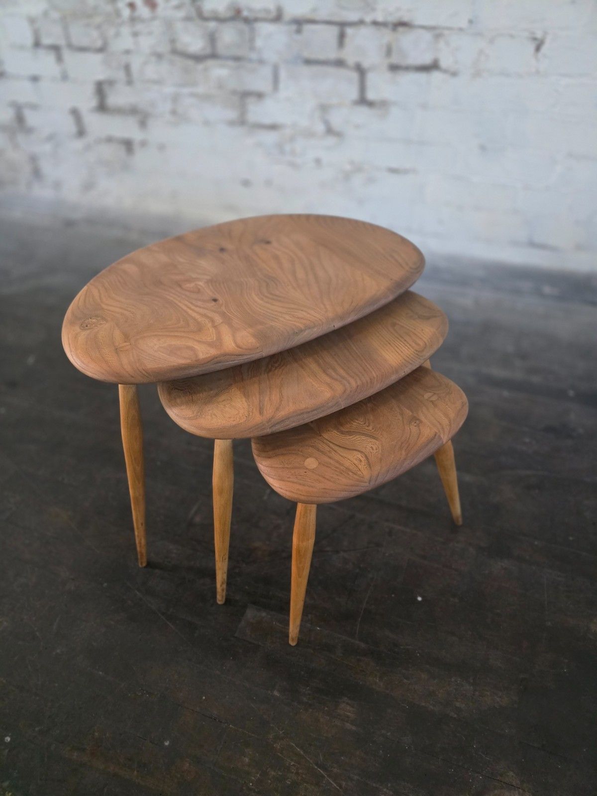 Ercol Mid Century Blonde Pebble Nest Of 3 Tables photo 475.0