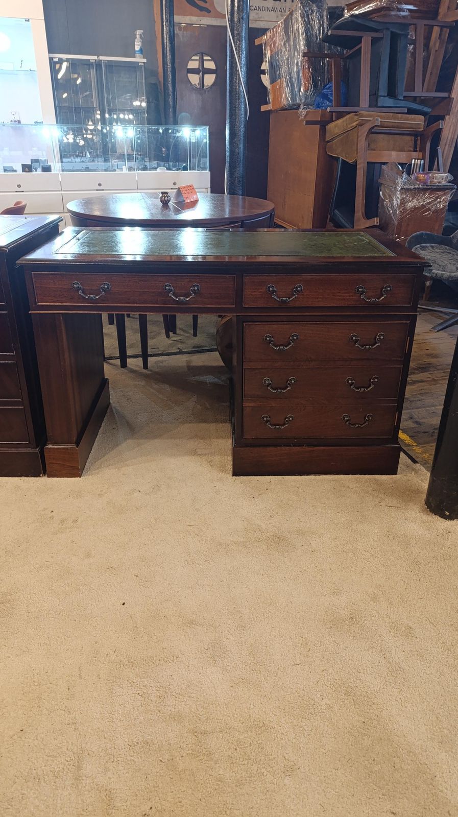 395.0 Reproduction Mahogany Veneer Desk With Tooled Leather Top photo