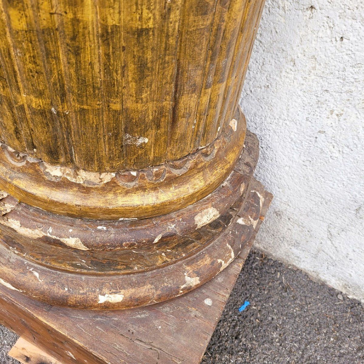 Important Pair Of Carved Gilded Wooden Columns (3m), 18th Century photo 7800.0