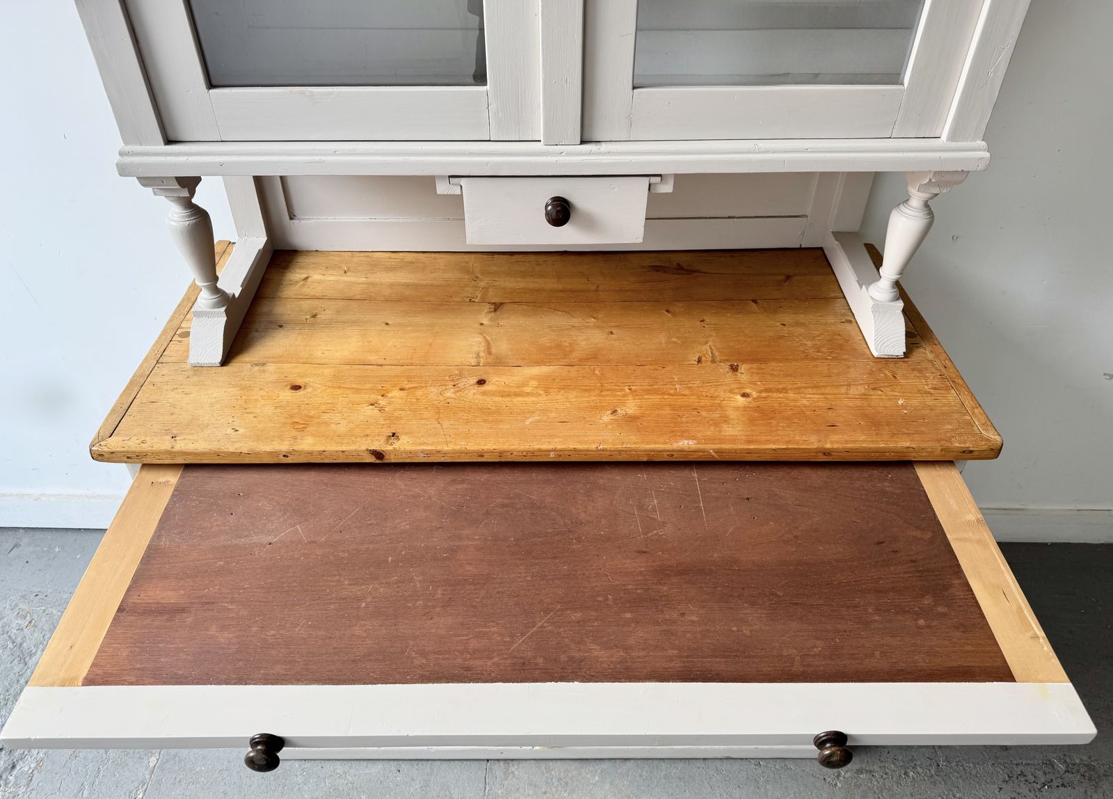photo furniture Antique Kitchen Dresser Cabinet