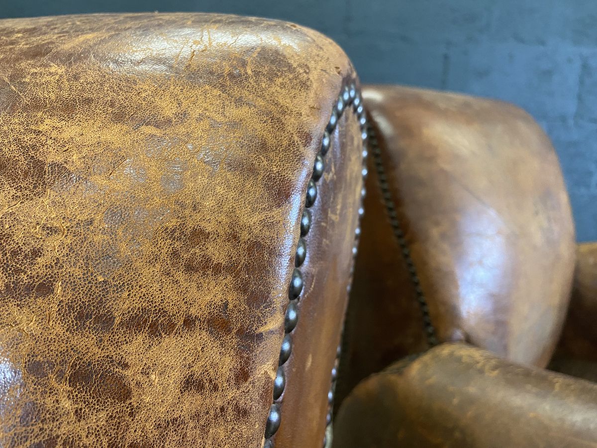 photo vinterior Pair Of Original French Art Deco Leather Club Chairs