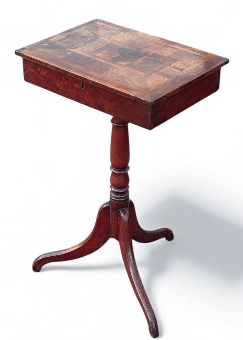 Oyster Veneer Lamp Table/Side Table With Drawer