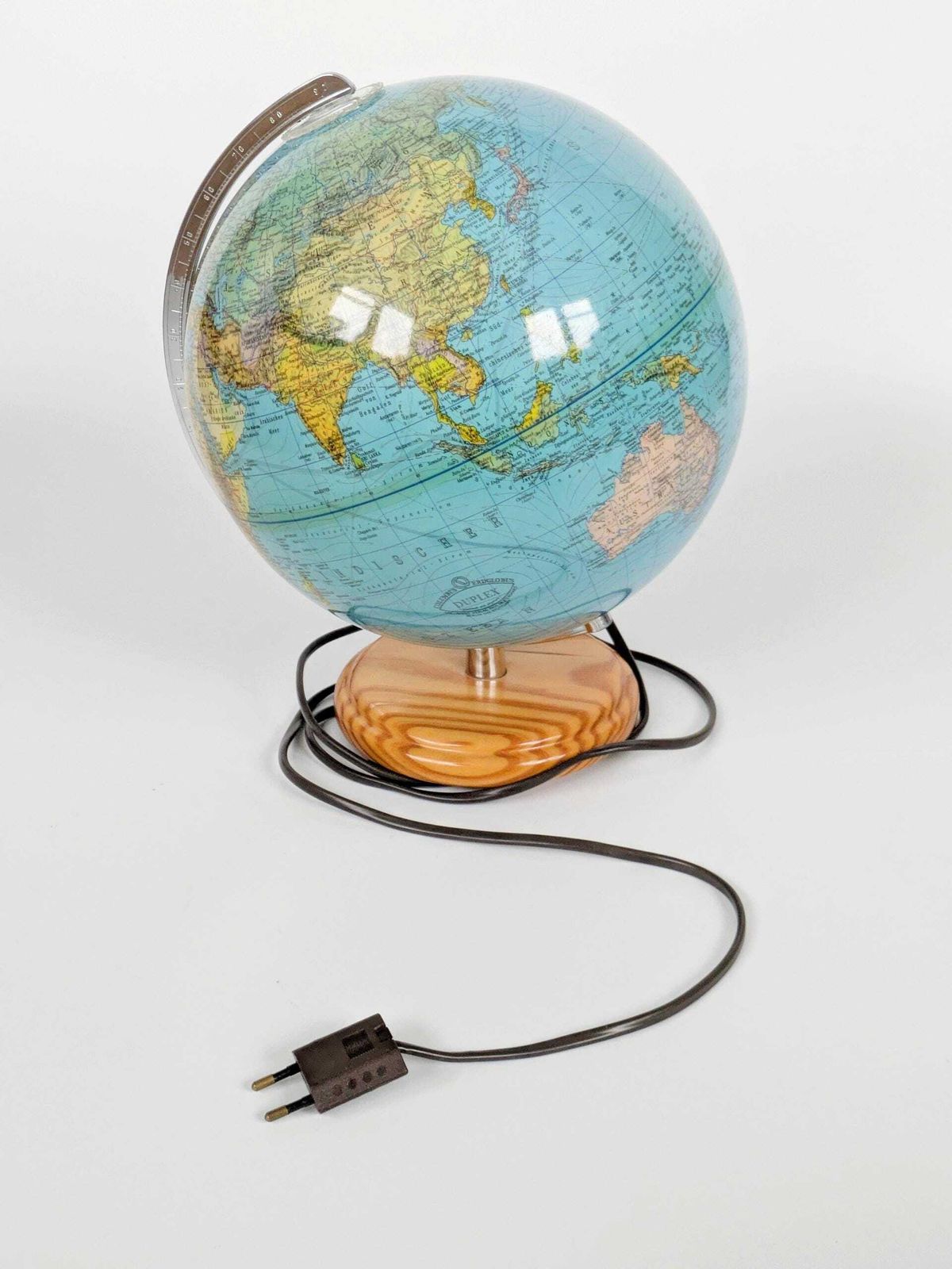 Vintage 1980s Columbus Duplex Illuminated Globe: Political & Physical Map, Pine Wood Base, European Plug photo buy