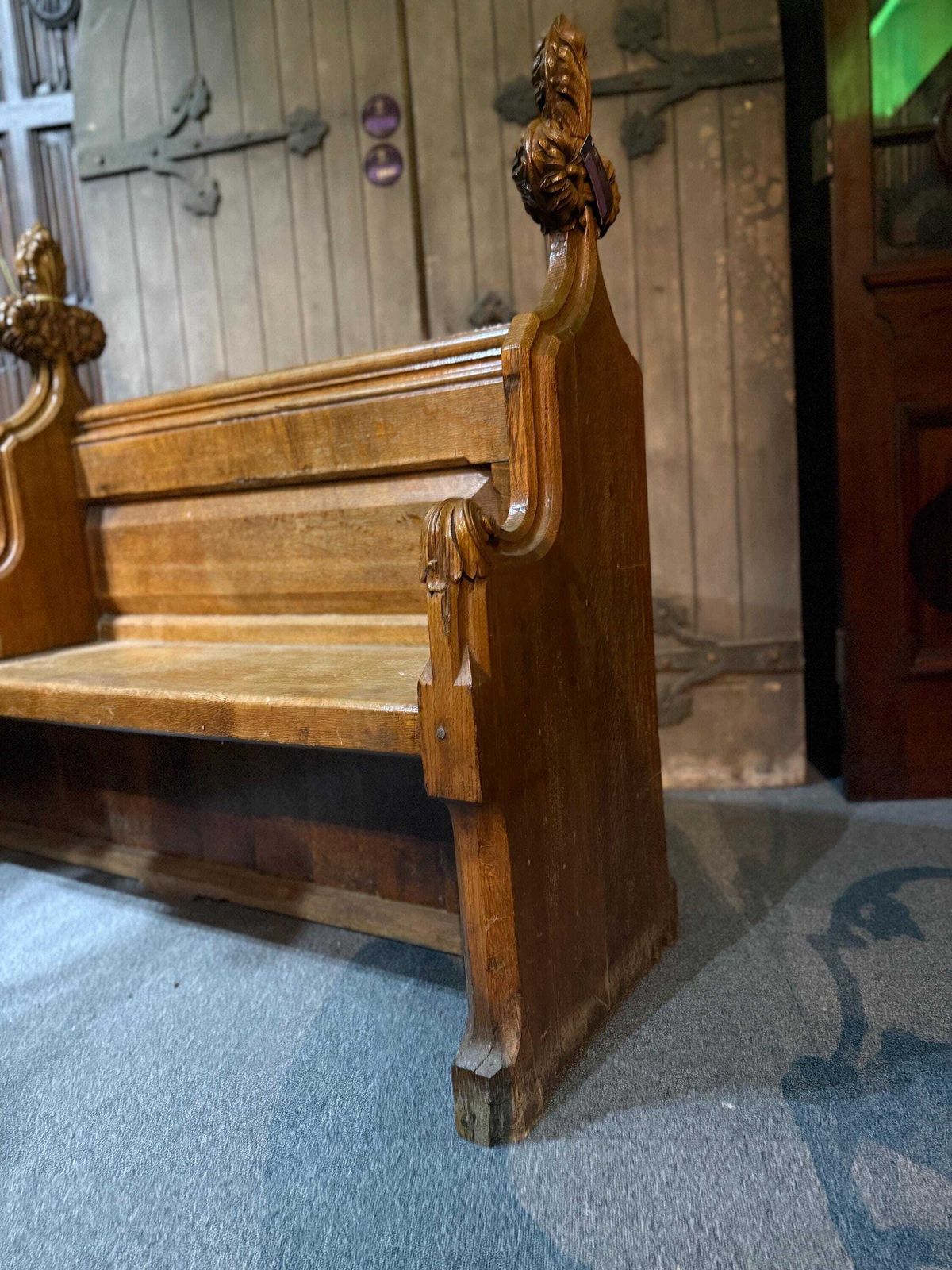 photo buy Antique Hand Carved Gothic Oak Bench – Church Pew / Hall Seat