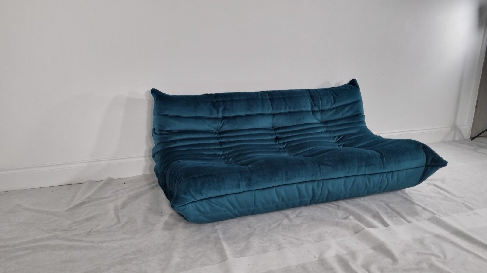 Ligne Roset 3 Seater Togo In Green Teal Velvet In Stunning Condition photo buy