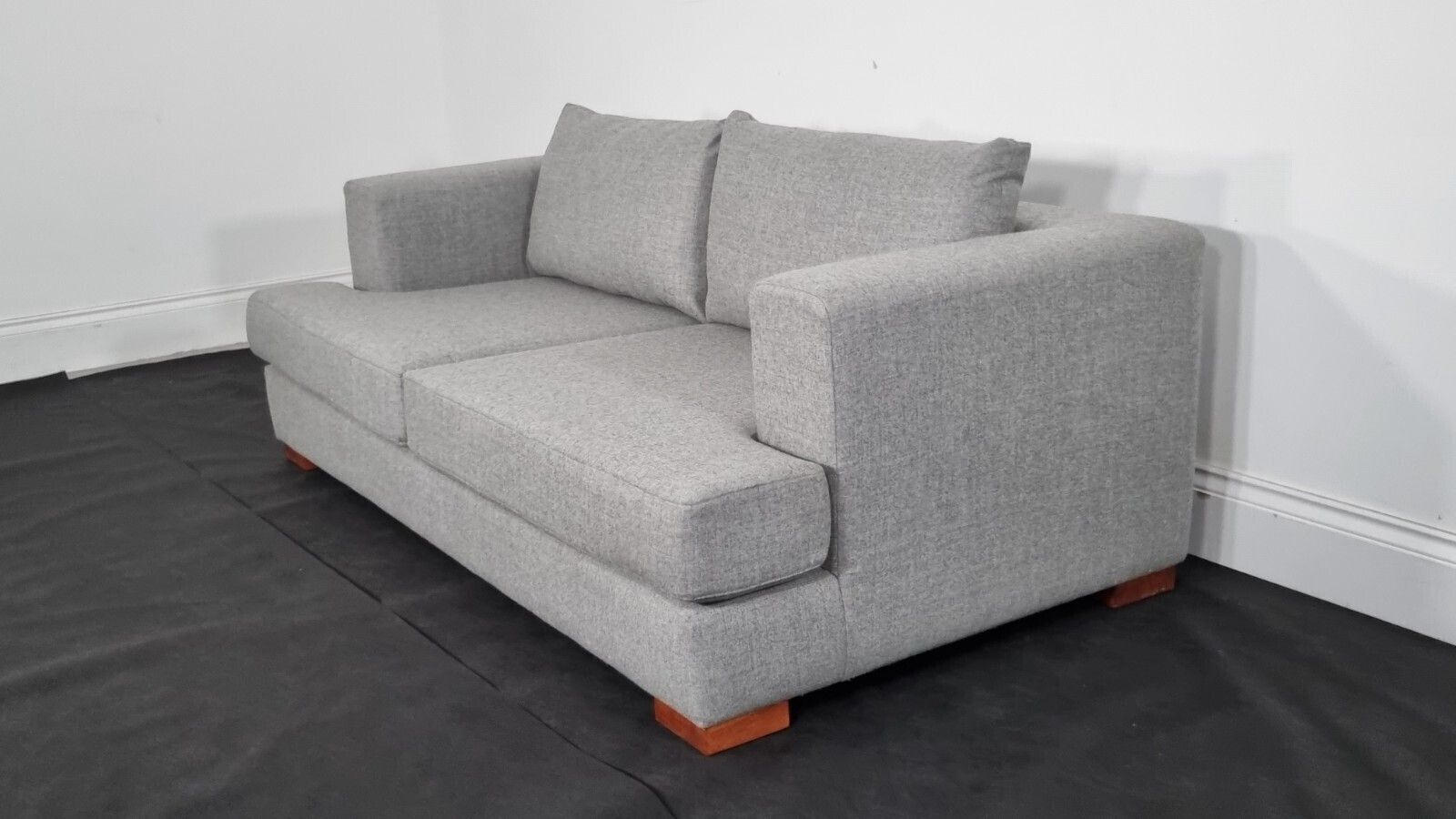 Ligne Roset "Castelbajac" Sofa In Light Grey Wool Immaculate Condition photo vinterior