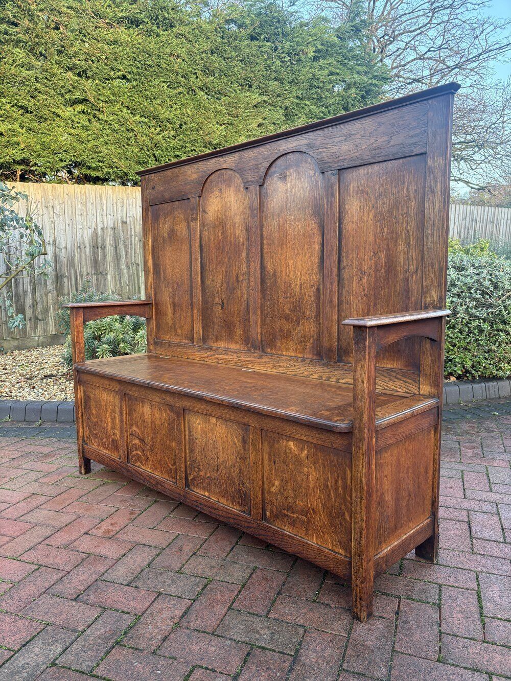 Arts & Crafts Oak Hall Seat Settle photo for sale