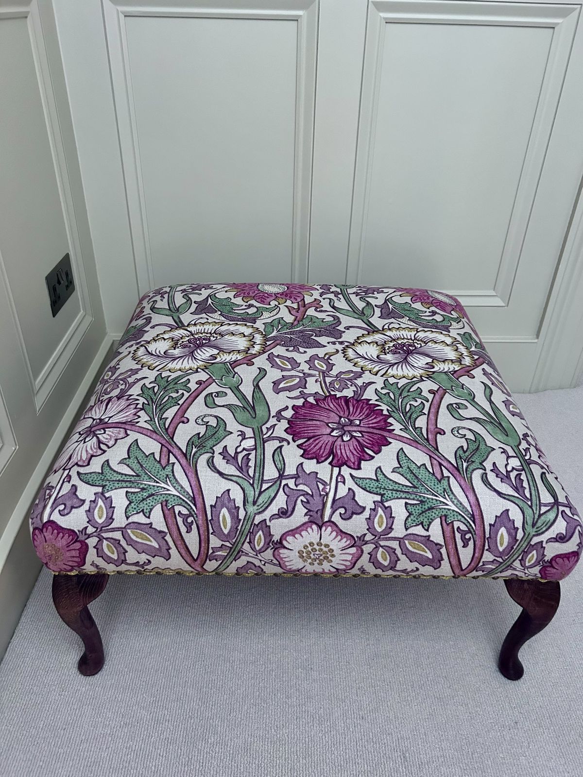 Footstool In William Morris Pinks & Roses Fabric photo 525.0